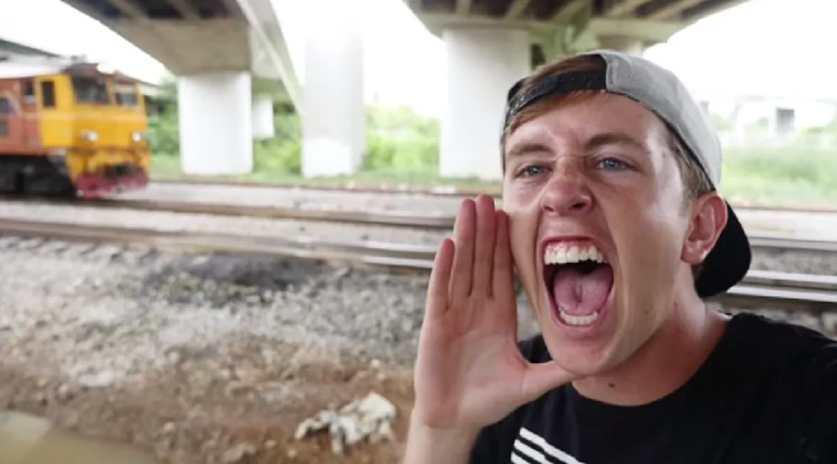 ดราม่าสนั่น...อีกแล้วครับท่าน !!! "มายเมทเนต" เล่นไม่รู้เรื่อง คลอดคลิปวางเหรียญบนทางรถไฟทดสอบความแข็งแรง ผู้รู้โร่เตือนอาจทำให้รถไฟตกราง