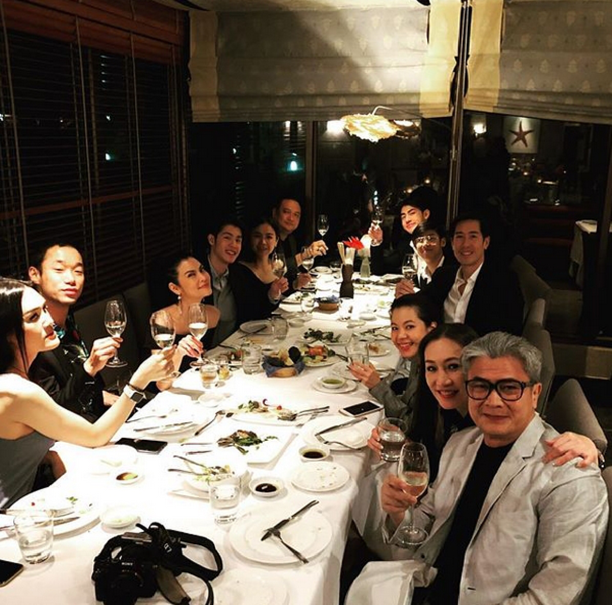 แฮปปี้สุดๆ!! งานฉลองวันเกิด "ปิ่น เก็จมณี" วัย 44 ปี "เจ เจตริน"ยังคอนเซ็ปต์เดิมเพิ่มเติมคือ#สายเปย์ ด้านลูกชายไม่น้อยหน้ามอบของขวัญเอาใจแม่