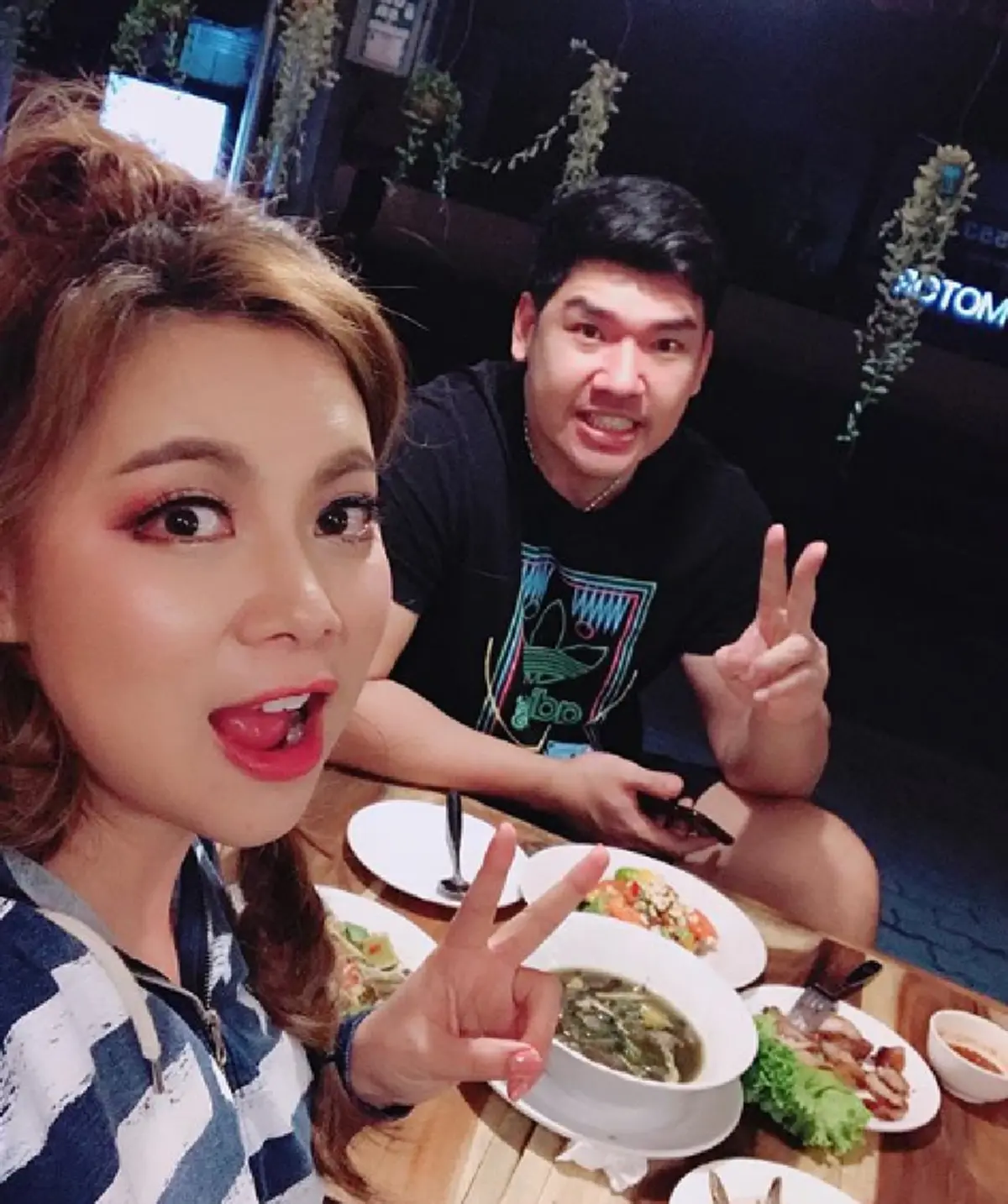 แรงจริง สะเทือนทั้งไอจี!! "บุ๋ม ปนัดดา" เอ่ยปากถามสามีต่อหน้า "เลิกกันมั้ย"  ยิ่งย้อนอ่านสาเหตุยิ่งนับถือใจ  จบสวย..หรือไม่สวย งานนี้รู้กัน?