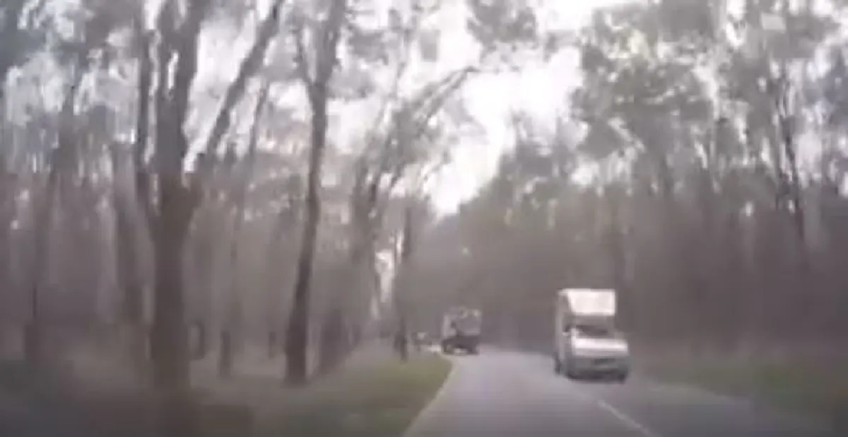 จุดจบสายซิ่ง !!! ดูไว้...สายโหดใส่เต็มทุกโค้งเหยียบไม่ยั้งสุดท้ายอนาถ แหกโค้งคว่ำ เสียงหวีดลั่นถนน ! (มีคลิป)