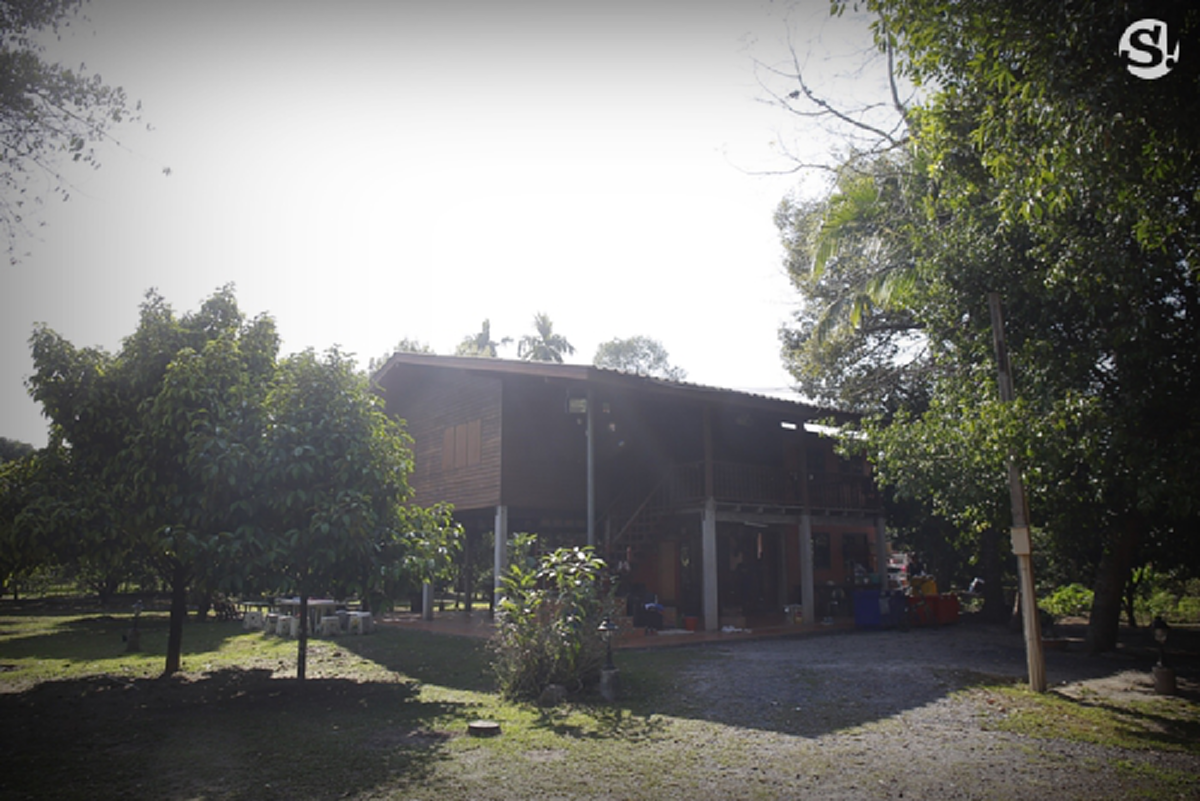 #อยู่แบบพอเพียง!! ส่องกันชัดๆ บ้าน 4 ไร่ของ ‘เท่ง เถิดเทิง’ ตลกติดดิน ถึงกับขยี้ตารัวๆ ท่ามกลางธรรมชาติ เอาอะไรมาแลกก็ไม่ยอม !! (มีคลิป)