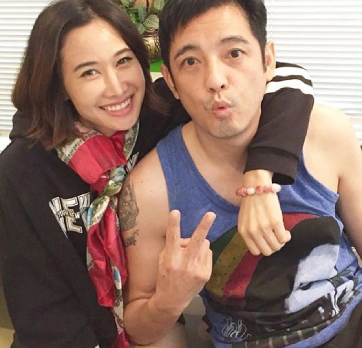 ไม่จบไม่สิ้น "น้ำฝน ทวีพร" แท็กข้อความหา หนุ่ม ศรราม บอกโชคดีนะ..อโหสิกรรมต่อกัน