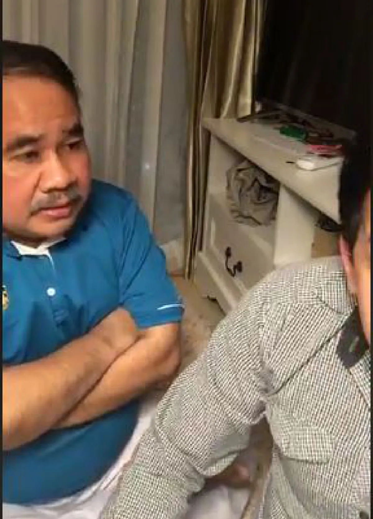 แอคติ้ง ท่าทางเยอะ !!?? "น้ำฟ้า" อยู่เฉยๆแต่แรกก็ดีแล้ว "ทนายสงกานต์"ซัด...ทำยุ่งเหยิง ตอนนี้รับผลแห่งการกระทำ! (คลิป)