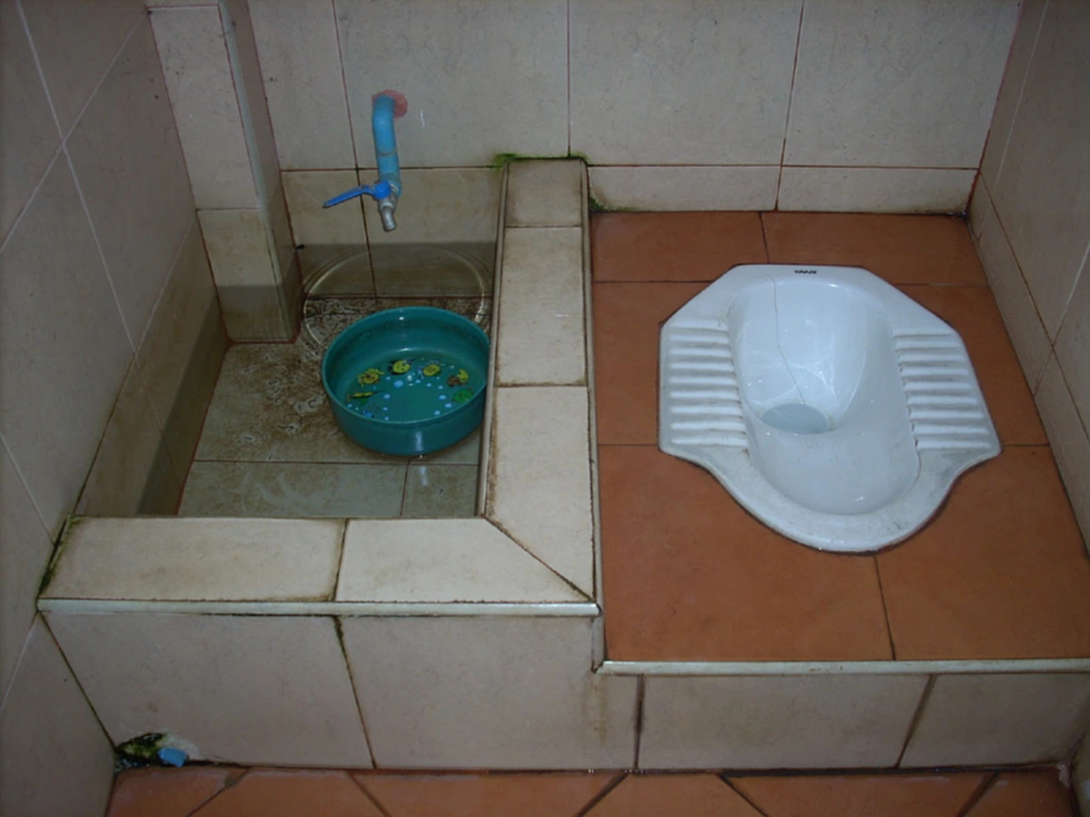 ง่ายนิดเดียว!!! หมดปัญหาสักที เผยวิธีแก้ปัญหาส้วมตัน ชักโครกกดไม่ลง เชื่อว่าทุกบ้านเคยเป็น รู้แล้วโปรดแชร์ต่อ!!!(รายละเอียด)