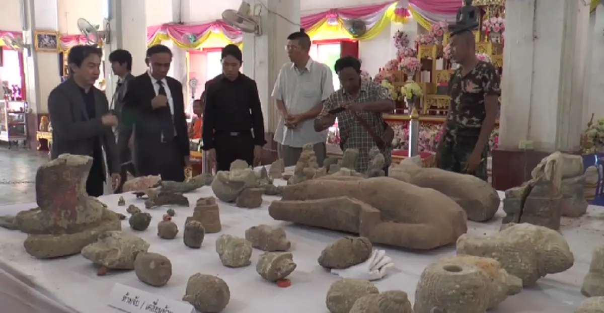 ฮือฮา!! ขุดพบพระพุทธรูปโบราณ เรียงรายใต้ฐานพระประธานที่วัดกลางเมืองโคราชคาดถูกฝังไว้ คาดอายุกว่า 300 ปี นับ 100 องค์ !?!