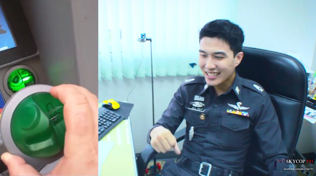 ใครมีบัตร ATM ต้องอ่าน!!! ตำรวจเตือนภัยใกล้ตัว คนที่ใช้บริการตู้เอทีเอ็มตามจุดต่างๆ ระวัง skimmer ขโมยข้อมูลมันง่ายกว่าที่เราคิด (คลิป)