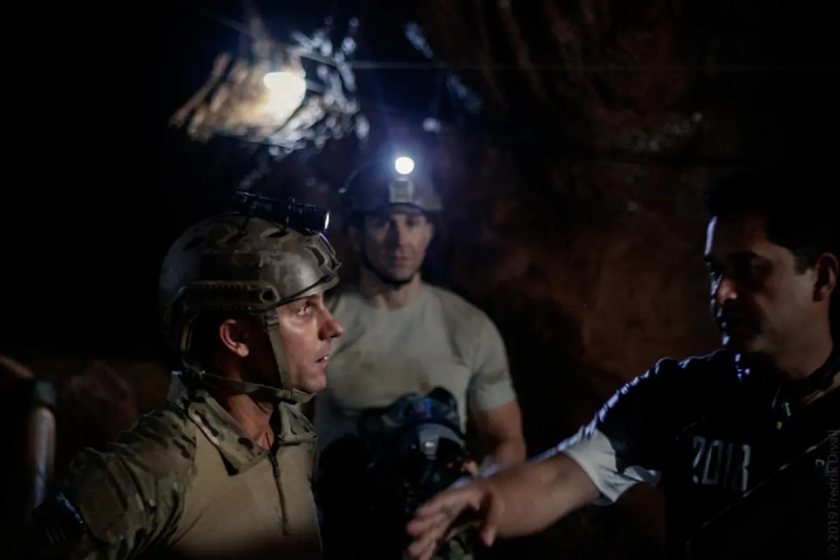 เผยภาพโปสเตอร์ The Cave - นางนอน ภารกิจ กู้ภัย 13 ชีวิตติดถ้ำหลวง