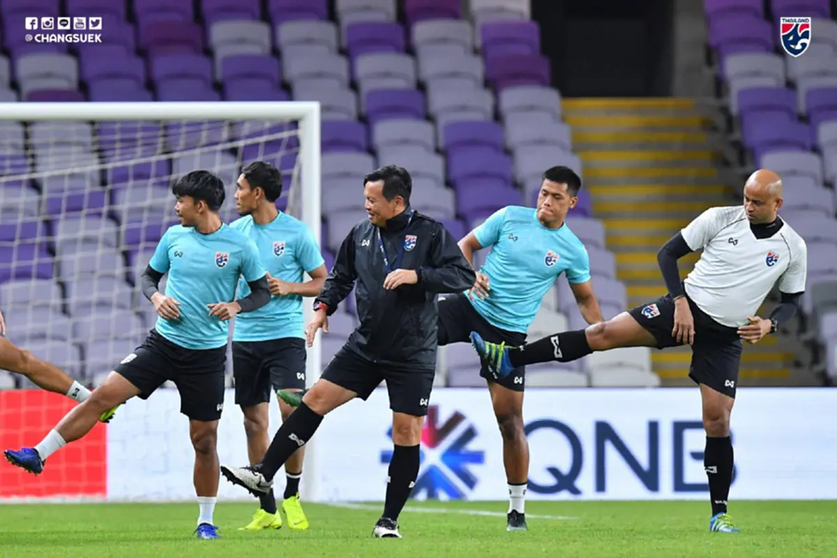 ฟังชัด ๆ \"โค้ชโต่ย\" พร้อมแค่ไหน พาช้างศึกชนยูเออี ชิงตั๋วเข้ารอบ \"Asian Cup 2019\" (คลิป)