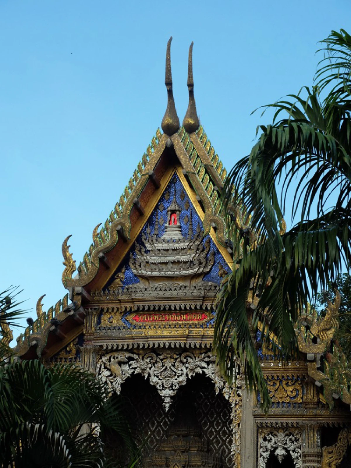 พระอริยเจ้าเหนือโลก!! "หลวงตาเชย วัดราษฎร์บำรุง"นุ่งจีวรเก่าๆ อยู่โกดังเก็บศพ อิทธิฤทธิ์เหนือฟ้า ละสังขาร กระดูกกลายเป็นพระธาตุสามกษัตริย์!!