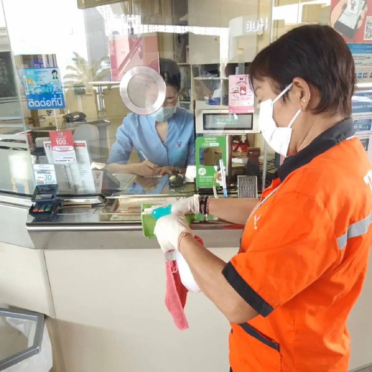 บีทีเอสยันผู้โดยสารมั่นใจใช้บริการรถไฟฟ้าบีทีเอสเฉลี่ย 8 แสนคน/วัน หลังเพิ่มมาตราการป้องกันเชื้อไวรัสโคโรนา
