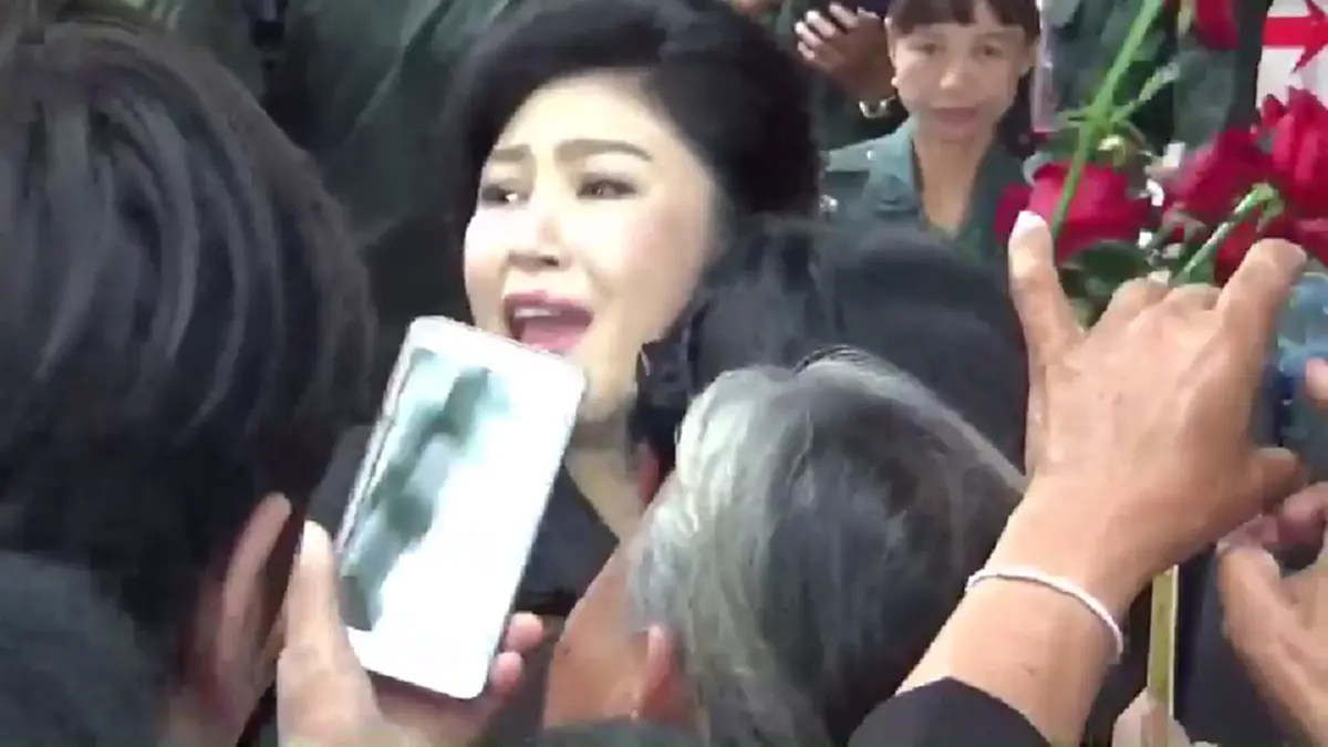 ดอกนี้บอกว่าเจ็บสุดๆ!! เมื่อ "ม.จ.จุลเจิม" พูดถึง "ยิ่งลักษณ์" ออกอาการร่ำไห้ฟูมฟาย โพสต์ประกาศทั่วไม่ผิด ทั้งๆที่ศาลฎีกายังไม่ได้ตัดสิน??