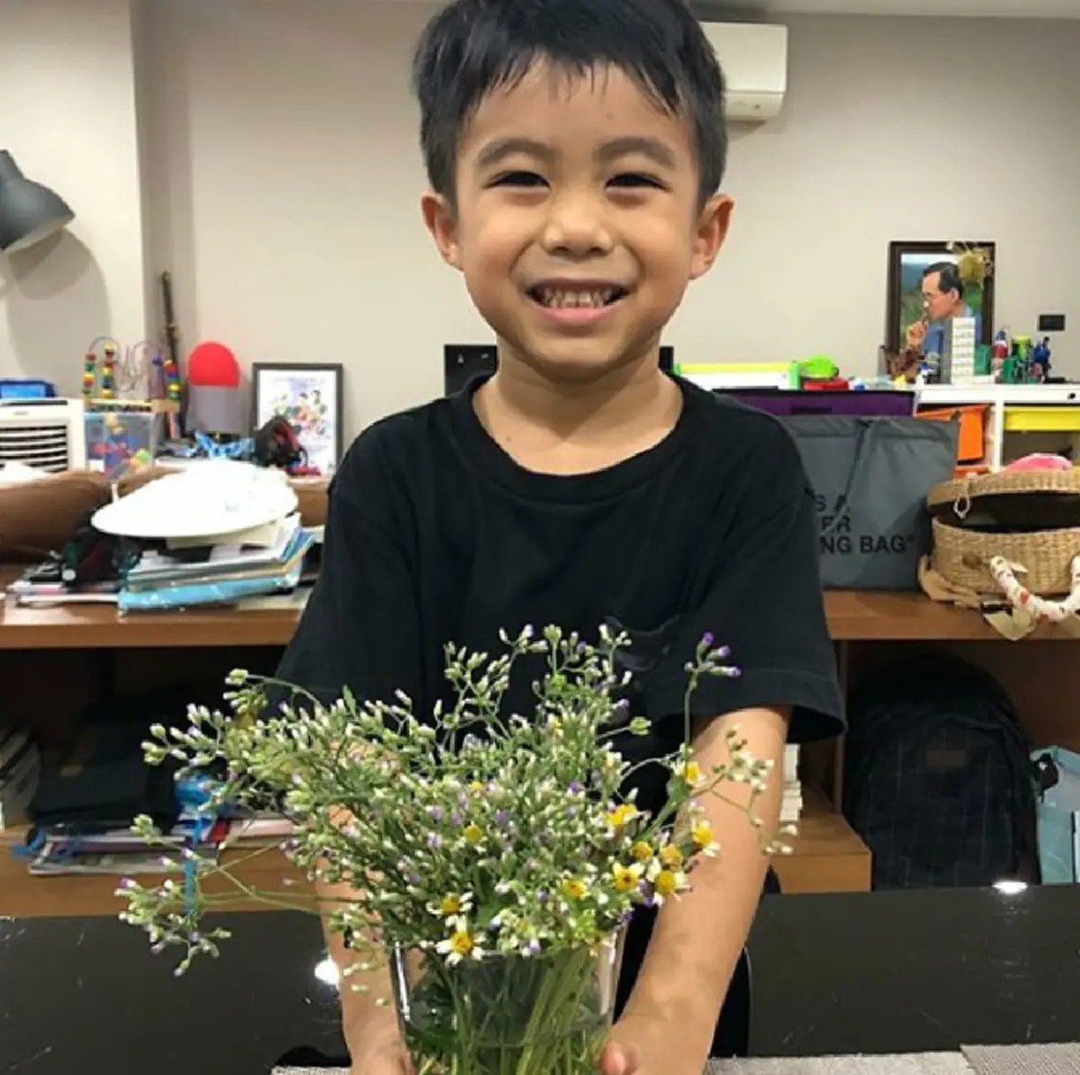 คนเป็นพ่อซึ้งสุดๆ "ผู้พันเบิร์ด" เผยภาพความภูมิใจในตัว "น้องวิน" ฉายแววเก่งตามรอยตั้งแต่เด็ก