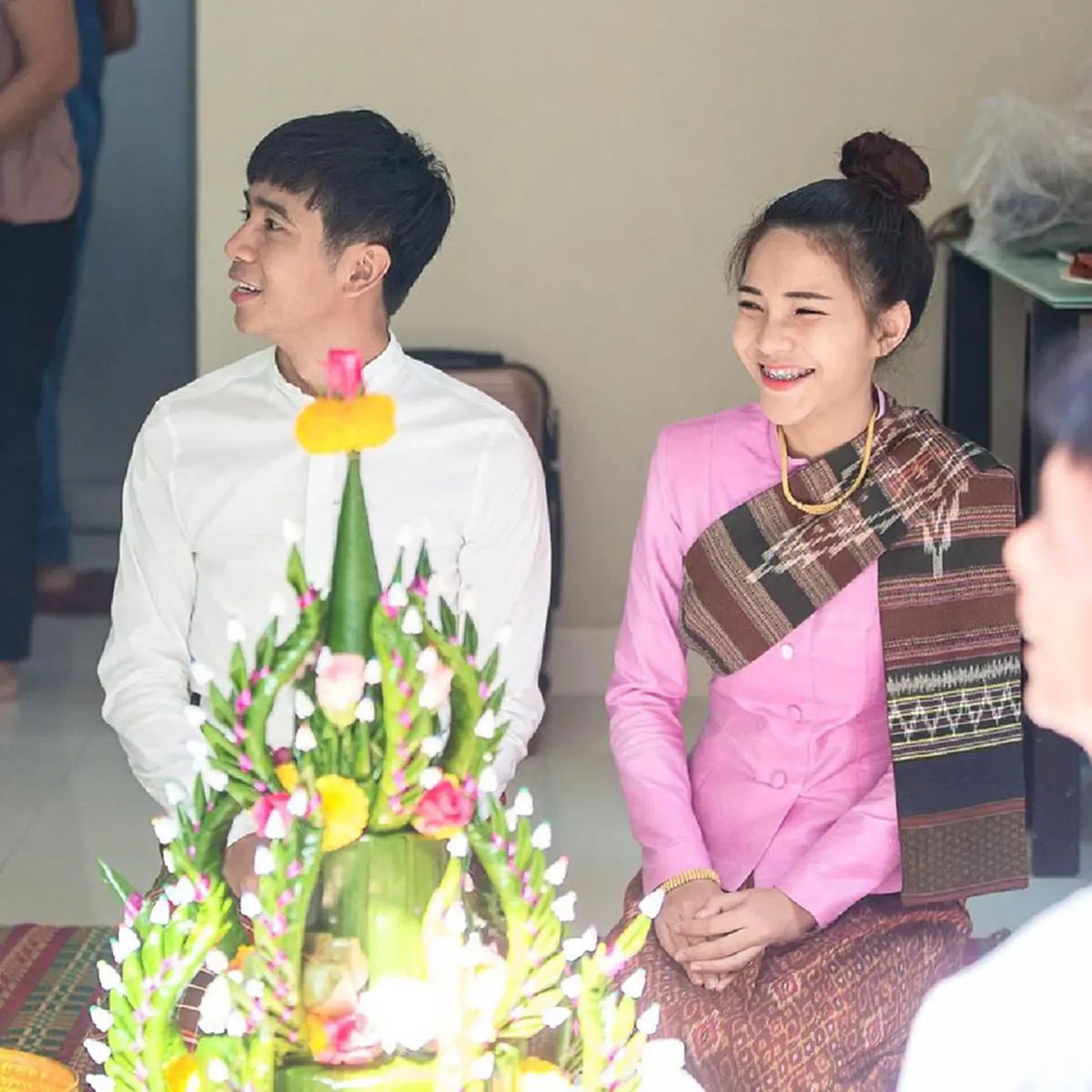 งานเเต่ง ก้อง ห้วยไร่