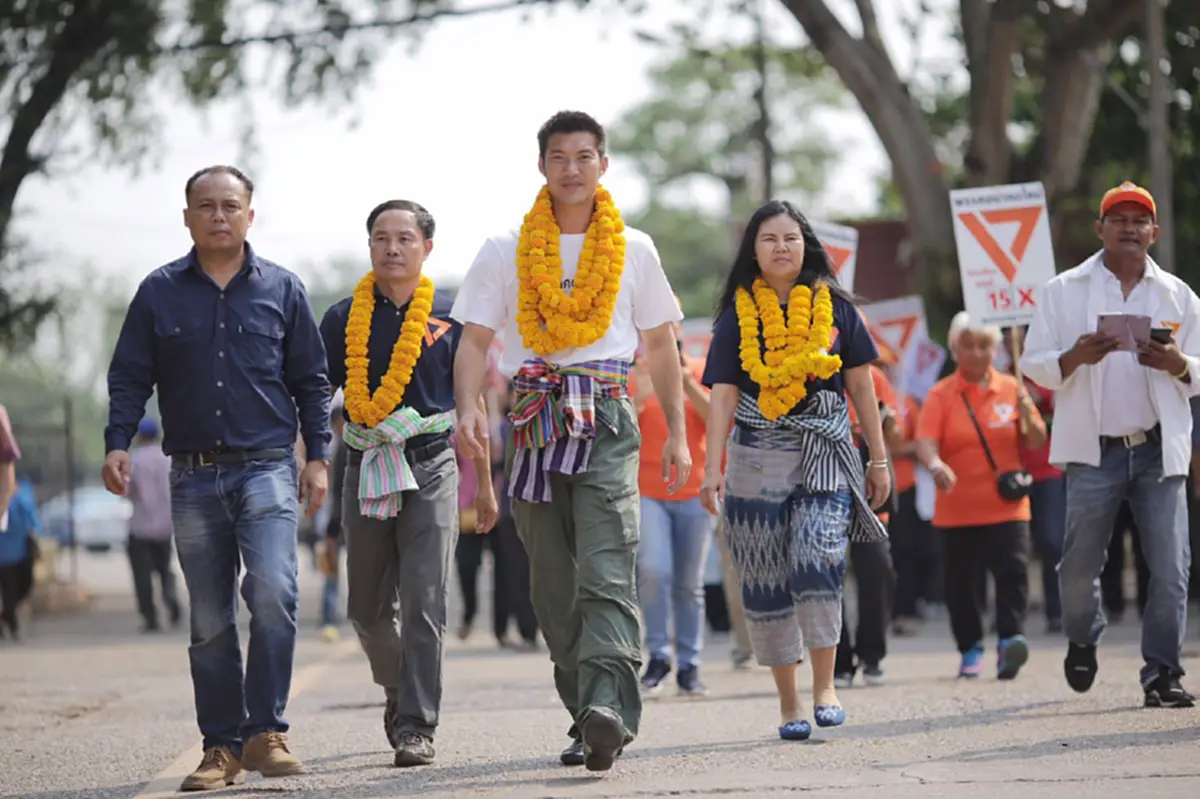 อีกครั้งไทม์ไลน์ร้อน คำแก้ตัวของ “ธนาธร” กรณีถือหุ้น วี-ลัค  ชนวนสงสัยทำหลักฐานย้อนหลัง เพราะคำพิพากษา ให้“ภูเบศวร์” พ้นผู้สมัครส.ส.หรือไม่?