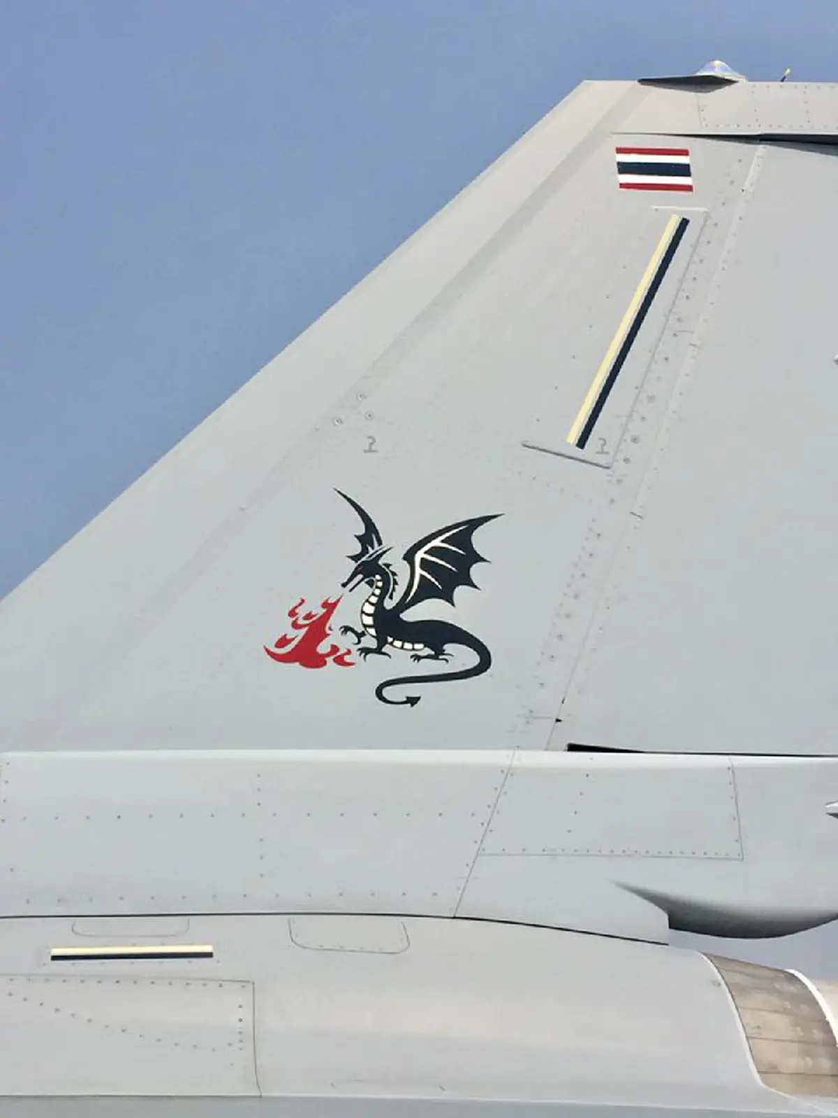 เสริมเขี้ยวเล็บ!! ทัพฟ้าไทยเปิดตัวเครื่องบินขับไล่ " T-50TH" อินทรีทอง พร้อมเผยโฉม  6 นักบิน F16จบหลักสูตรฝึกบินจากเกาหลีใต้