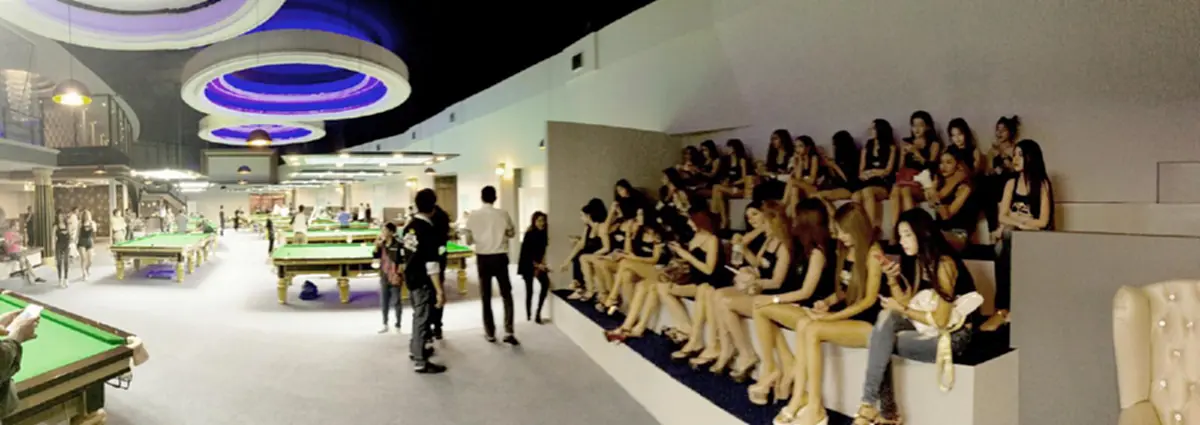 ประเด็นร้อนโลกออนไลน์!! “ต๋อง ศิษย์ฉ่อย”ออกโรงชี้เเจง..กรณีภาพสาวสวยโต๊ะสนุกเกอร์..เเชร์ว่อนเน็ต!!พาคิดกันเลยเถิด..ส่อเเอบเเฝง??(รายละเอียด)