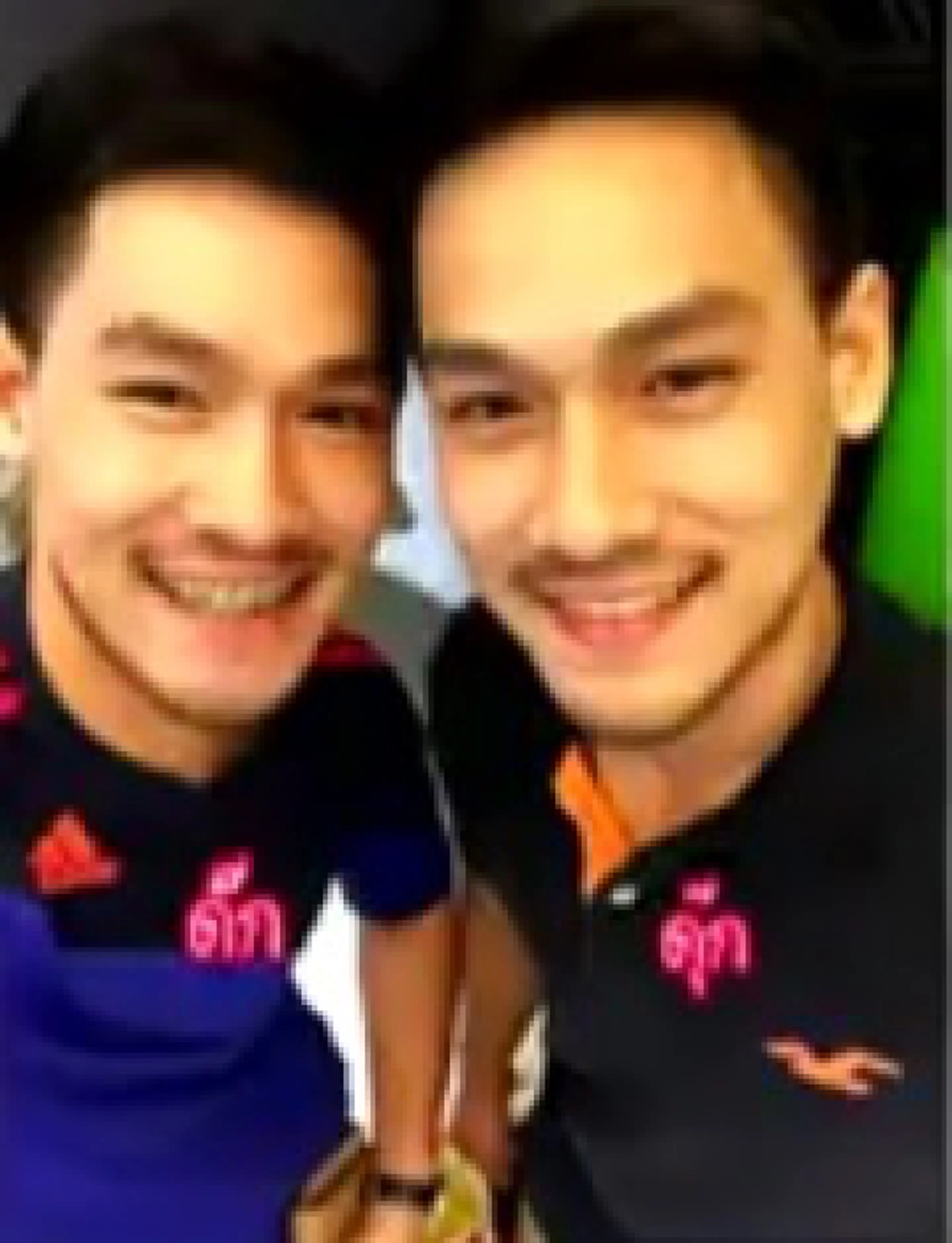 ความจริงยิ่งกว่าละคร!! เปิดใจ"หนุ่มแฝด" จากแดนใต้ตามหาผู้บังเกิดเกล้า เล่าย้อนชีวิตสุดรันทด "แม่ท้องพ่อไม่รู้"!!หวังลึกๆแค่อยากเห็นหน้า!?!