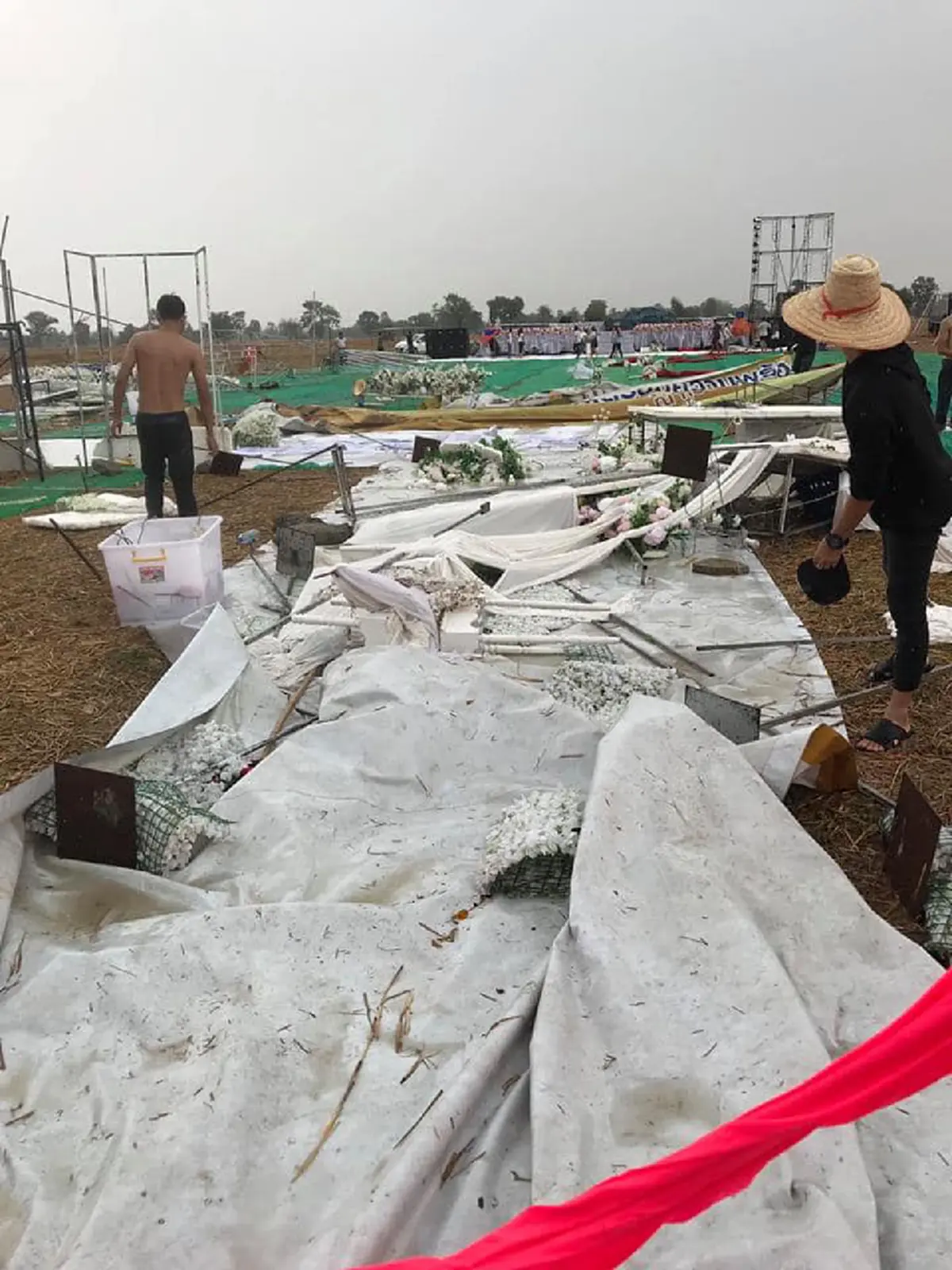 แห่ชื่นชมสปิริต \"ออแกไนซ์\" หลังเจอพายุถล่มงานแต่ง ให้สัญญาไม่ทิ้งแน่นอน