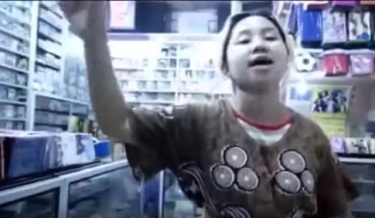 ลืม "ต๊ะตุนตวง"ไปเลย!! เมื่อเจอ!! "ควายสะตวง"!?  Cover เวอร์ชั่นกำเมือง! ความหมายเจ็บแสบ ปวดร้าวยันขั้วหัวใจ!!? (คลิป)