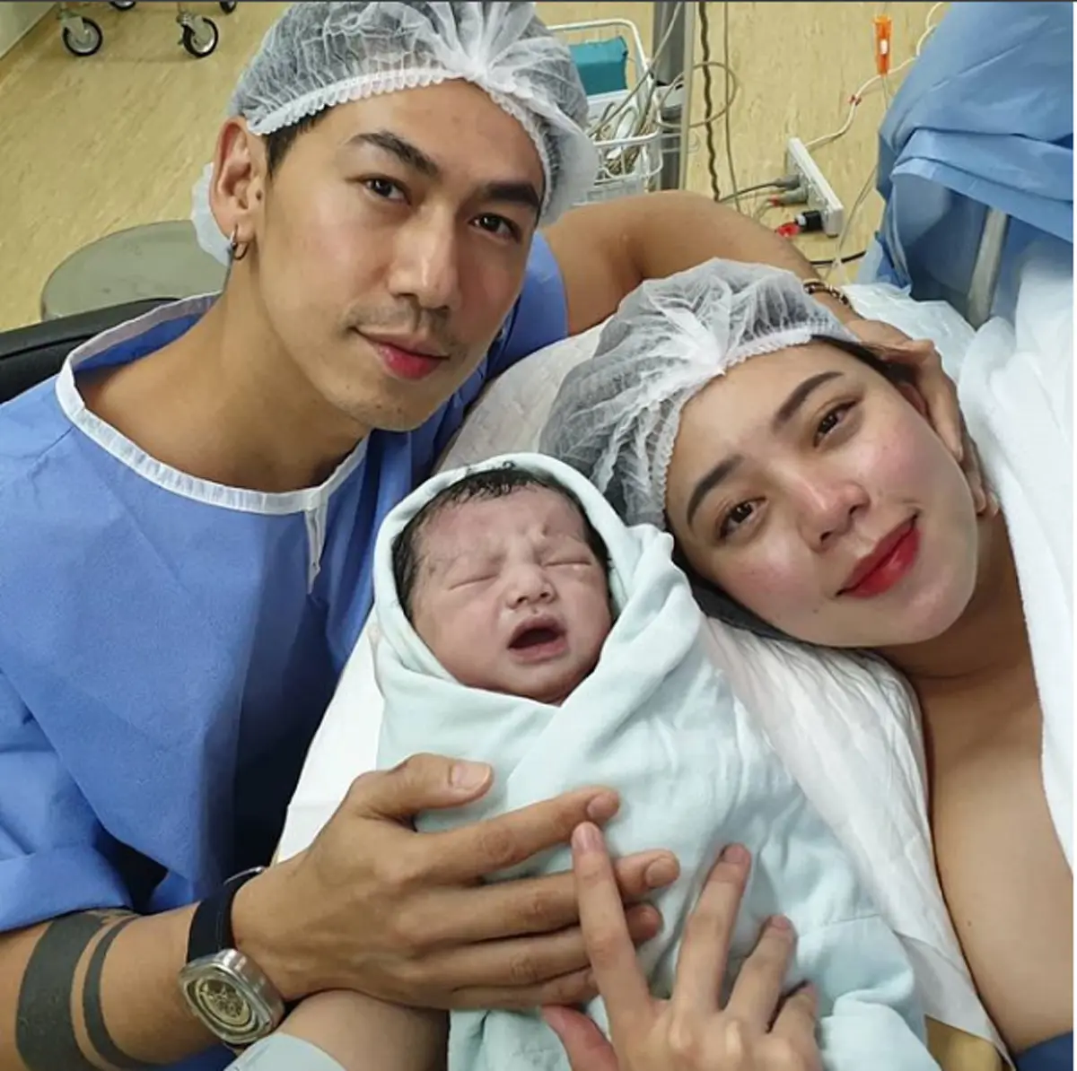 น่าเอ็นดูสุดๆ เปิดคลิป "น้องไทก้า" ลูกชาย "นิวเคลียร์" จมูกโด่งมาแต่ไกล งานนี้พ่อเพชรจ้าเห่อหนักมาก