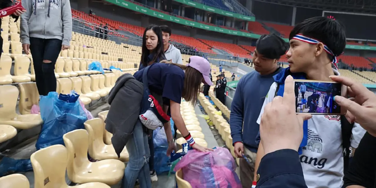 น้องๆนักศึกษาไทย ในประเทศจีน สร้างความประทับใจหลังเกม\"ไชน่าคัพ\" นำชื่อเสียงสู่ประเทศ (คลิป)