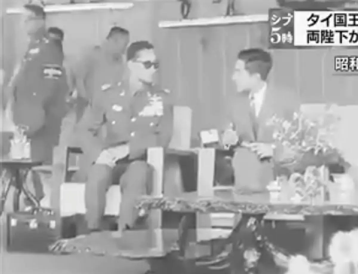 สื่อดังประเทศญี่ปุ่นรำลึกเมื่อครั้งในหลวง ร.๙ เสด็จเยือนประเทศญี่ปุ่น ย้อนชมคลิปประวัติศาสตร์ที่คนไทยหลายคนอาจจะยังไม่เคยเห็นมาก่อน (มีคลิป)