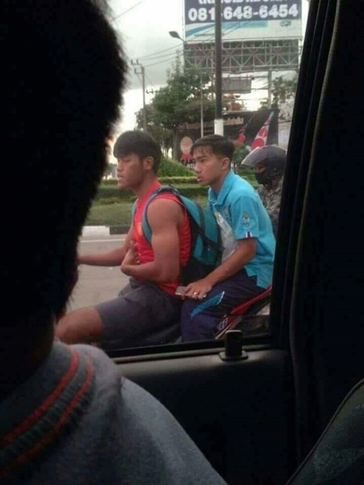 หาชมยาก!! "ปีโป้ - เมสซี่เจ" คู่หูสายแว้น  สมัยละอ่อน แต่ปัจจุบันทั้งคู่คือดาวเด่น "ทีมชาติไทย"