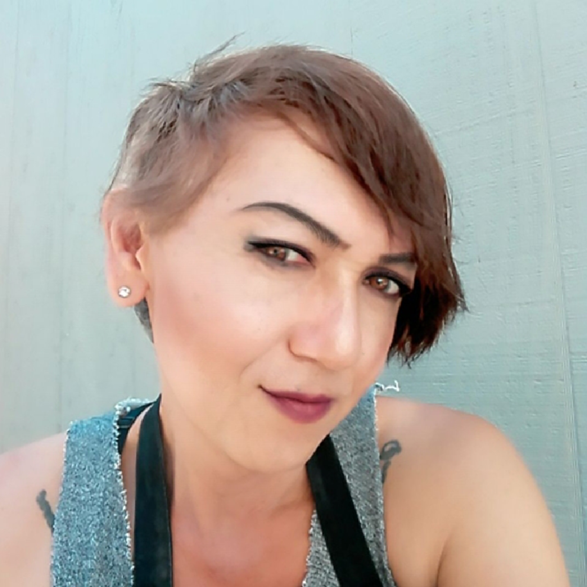 ช็อกทั้งวงการ!!! อดีตผู้ท้าชิง "นายก ส.บอลไทย" ค้นพบตัวตน เปลี่ยนแปลงเป็น "สาวสะพรั่ง" ทำแฟนลูกหนังไทยตะลึงไปตามๆกัน?? (มีภาพ)