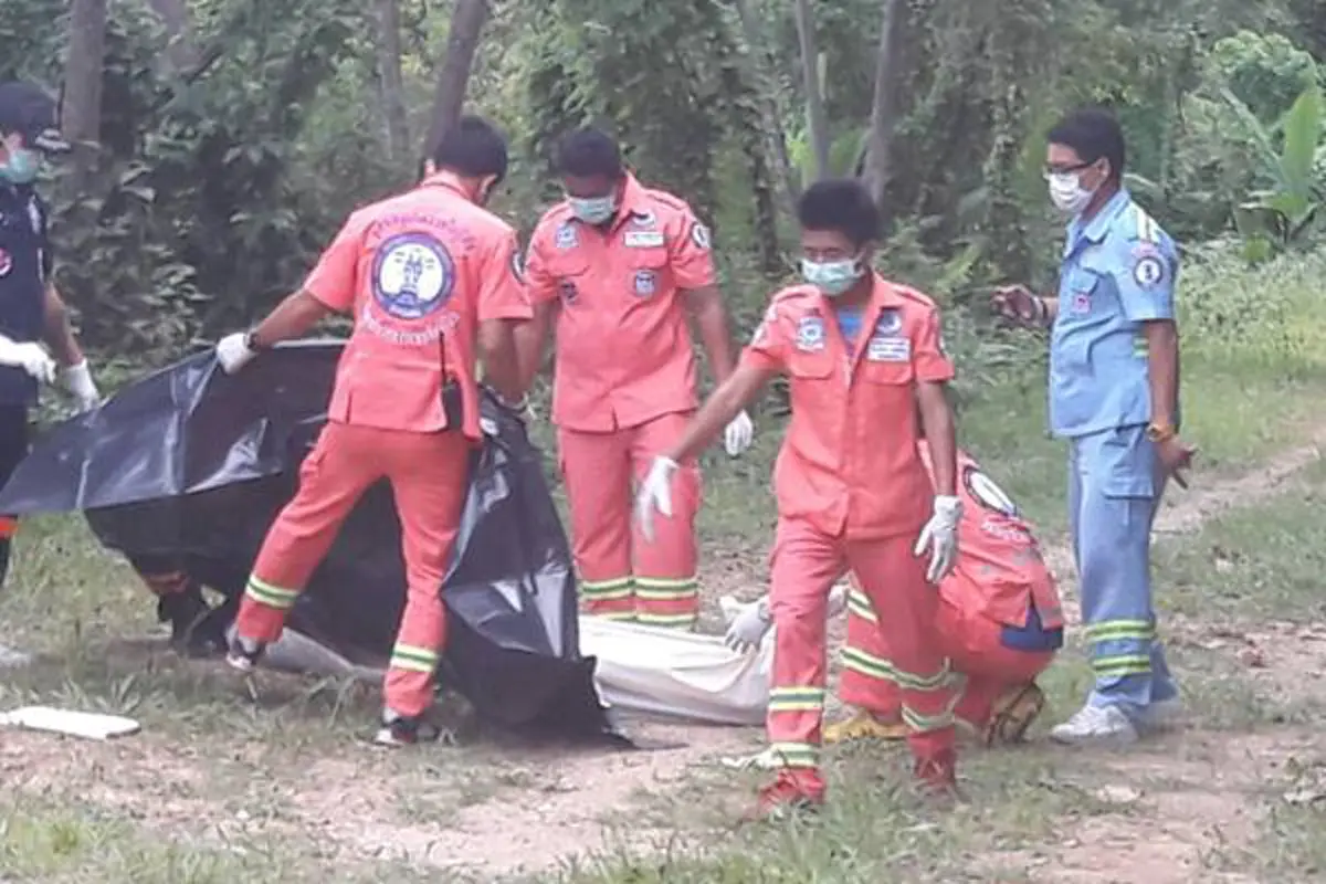 หนีความผิด!! แฟนหนุ่มเยอรมัน ใช้คัตเตอร์ ปาดคอตัวเอง หลังถูกตำรวจตามจับ กรณีฆ่าสาวไทยโยนเหวภูเก็ต