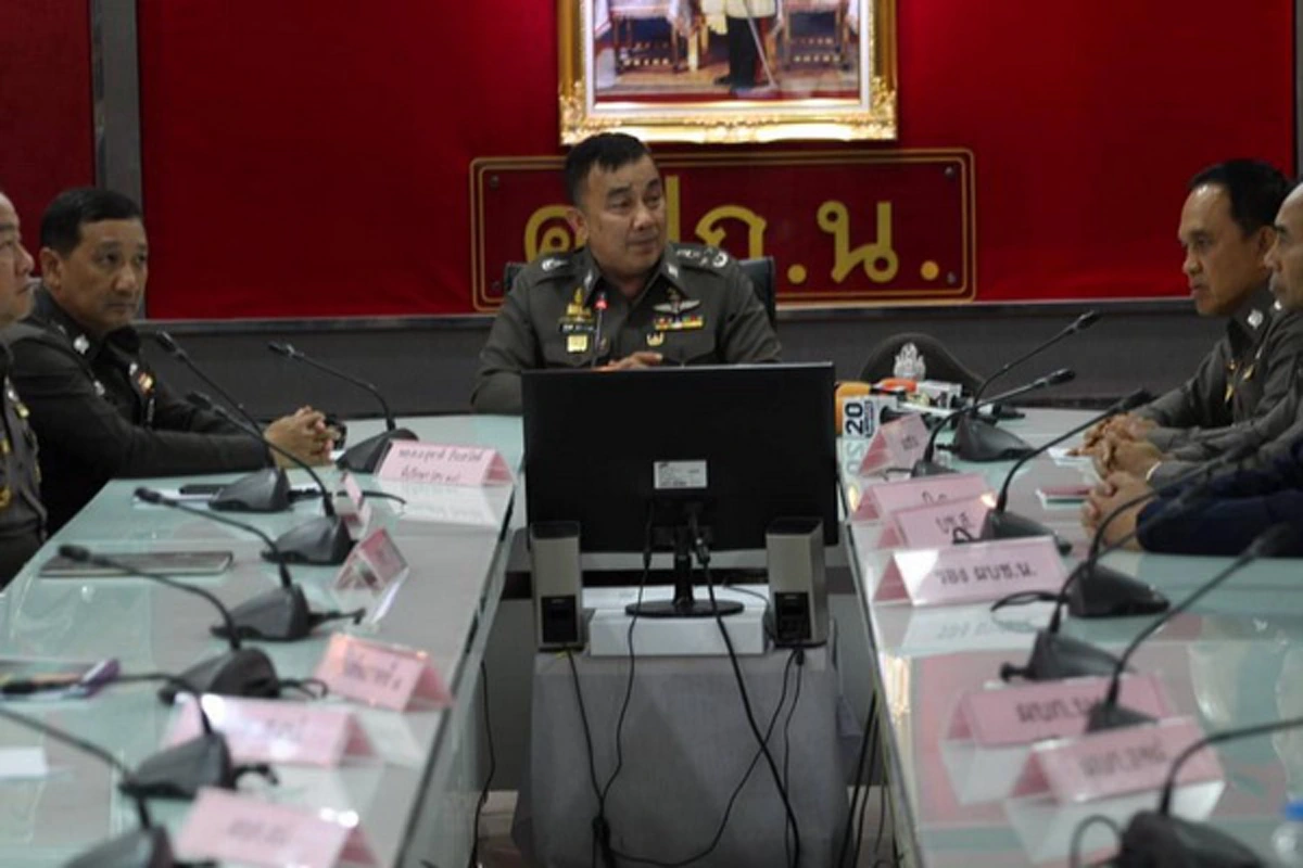 สั่งปูพรมเข้ม !!ศรีวราห์ เผย มวลชนนัดให้กำลังใจยิ่งลักษณ์ “คดีจำนำข้าวเพิ่มขึ้น” พร้อมคุมเข้ม ตรวจค้นจุดเข้า-ออก ศาลฎีกา เพื่อความปลอดภัย วั
