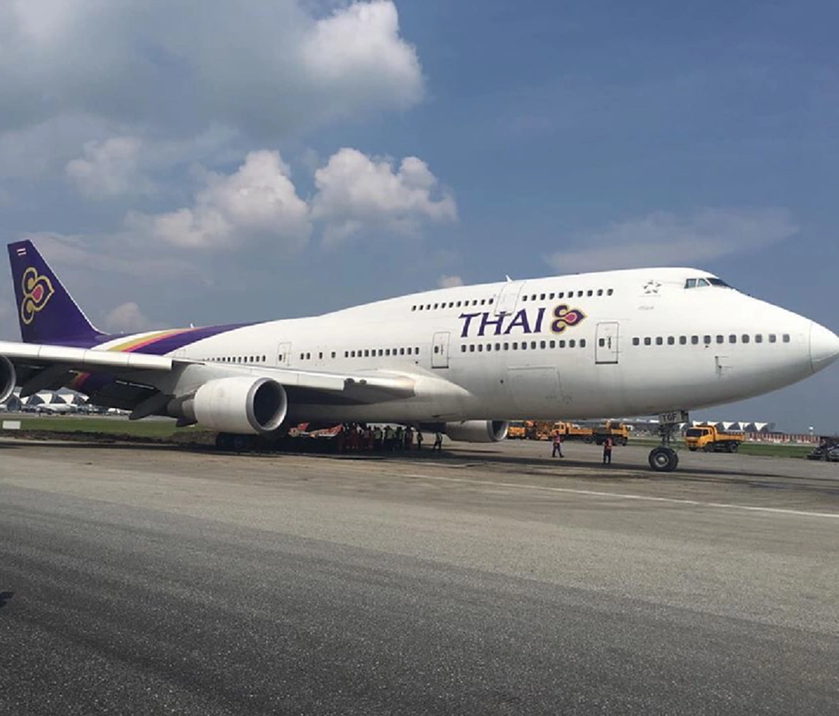 ยิ่งฟังยิ่งแย่!! "นักบิน" โพสต์แจงยิบ ดราม่าการบินไทยปล่อยเครื่องดีเลย์ ลั่น! ทำไมถึงต้องมีสิทธิพิเศษ?