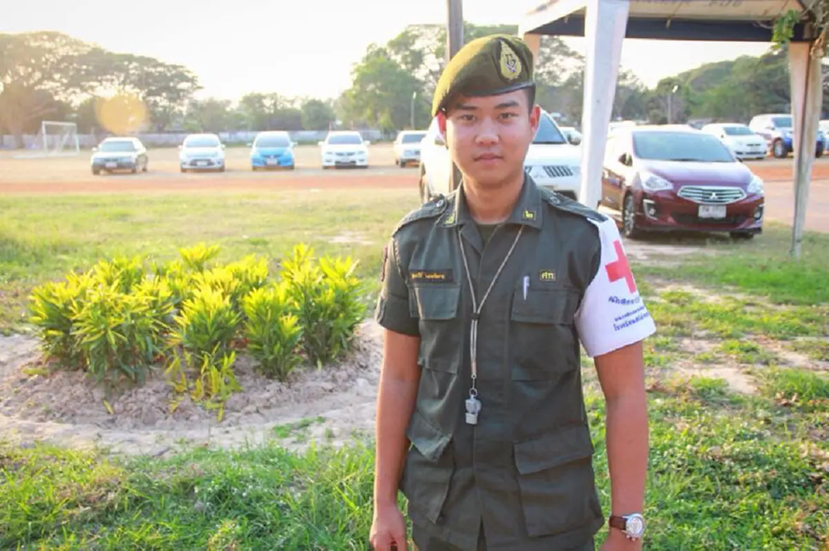 นักเรียนม.6ช่วยปั๊มหัวใจนักท่องเที่ยวชาวจีน จนชีพจรกลับมาแต่สุดท้ายยื้อชีวิตไม่ได้