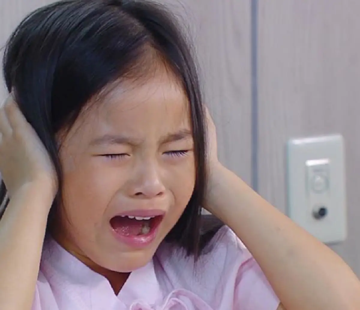 รุ่นใหญ่ขอซูฮก "นีโน่" ปลื้มมาก "น้องณิริน" เล่นละครดีจนคนดูอิน เผยค่าตัวแต่ละฉากไม่ธรรมดา