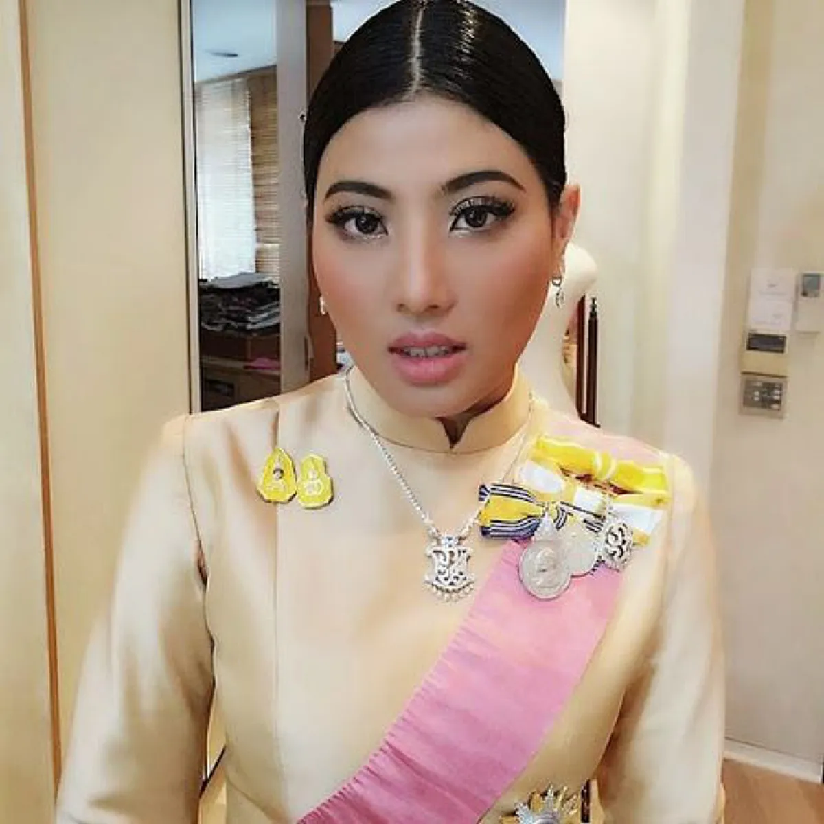 พระสิริโฉมงดงาม เลอค่ายิ่ง !!! พระองค์เจ้าสิริวัณณวรีฯ เจ้าหญิงที่ทรงได้รับความนิยมมากระดับโลก !!! พร้อมเรื่องเล่าส่วนพระองค์ !!!