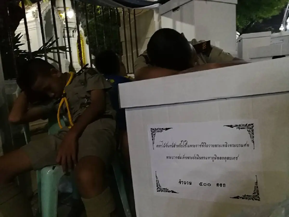 เผยภาพสุดประทับใจ!!! ภารกิจเหนือสิ่งอื่นใด #แม้สภาพร่างกายจะเหนื่อยล้าสักเท่าไหร่ ก็ต้องอดทนและทำมันให้สำเร็จ เพื่อในหลวง ร.๙