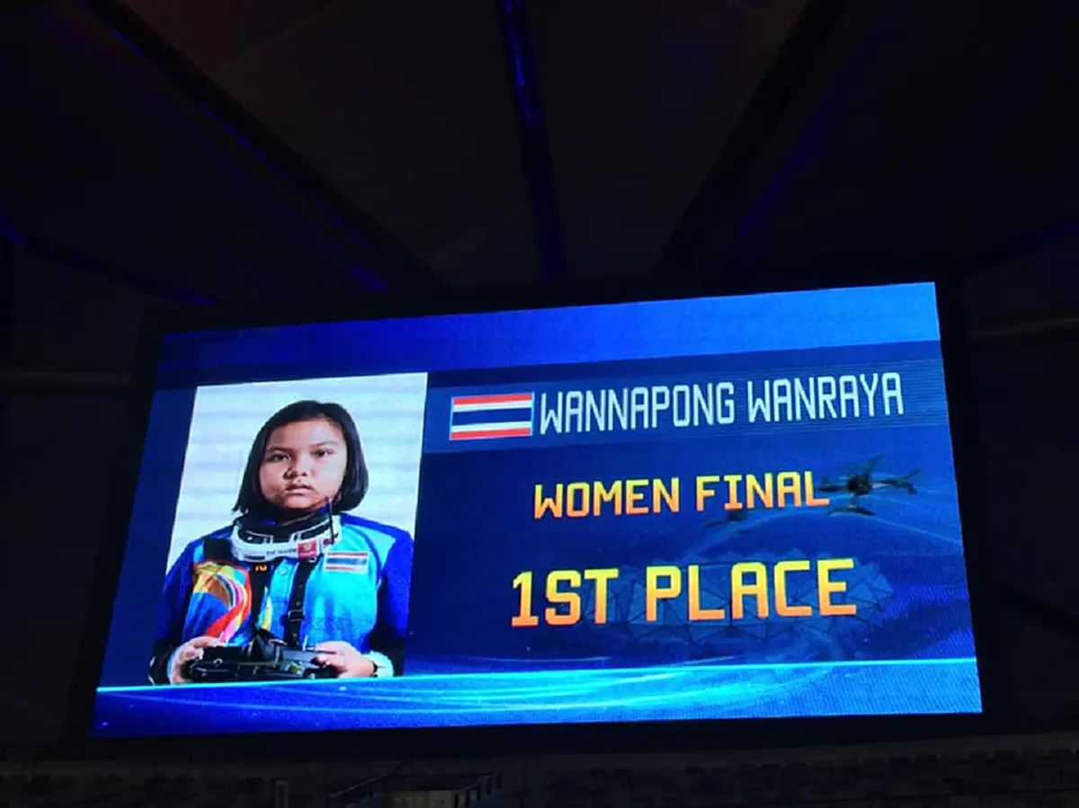 นี่คือเด็ก 5.0!! "ดี้ นิติพงษ์" ร่ายยาวถึง "น้องมิ้ว" แชมป์บินโดรน ลั่น! อยากให้รัฐบาลสนใจ ไม่ใช่สนแต่เพลงเแร็ป-ปฏิทิน?