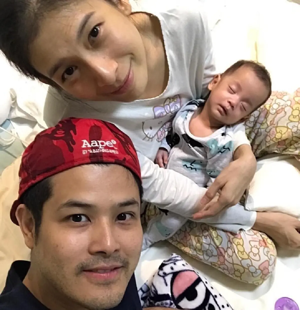 แฟนคลับพูดเป็นเสียงเดียวกัน! "น้องมียา" ลูกสาว "เติ้ล ตะวัน" ใบหน้าสวยตาหวาน เหมือน "ย่าดวงดาว" (ชมภาพ)