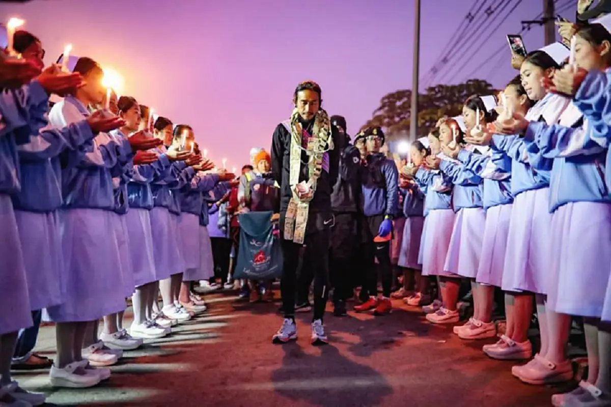 ฉีกทุกตำรา!! "โค้ชเป้ง" เผยเบื้องหลังขณะวิ่งร่วมคณะ "ตูน บอดี้สแลม" ยิ่งเห็นตารางวิ่งแทบทรุด "เฮียเราทำทุกอย่างที่ทำให้ตัวเองลำบาก"