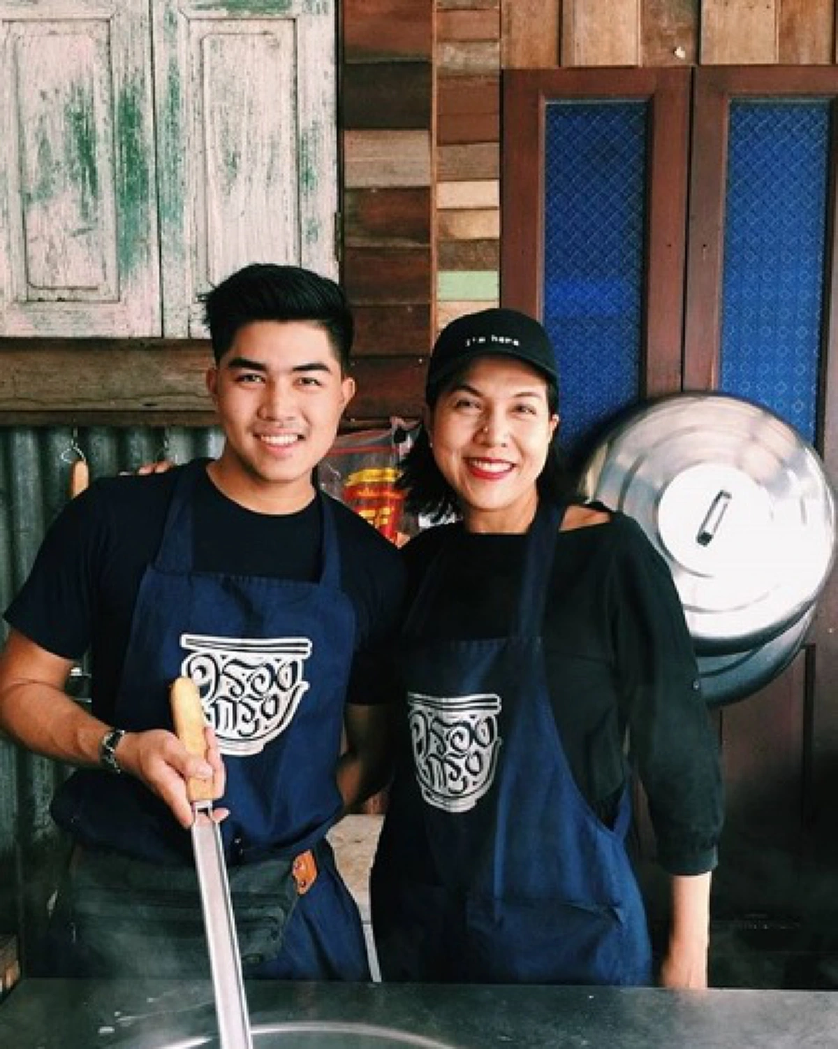 แยกแยะหน่อย "ท็อป ดารณีนุช" เจอนักเลงคีย์บอร์ดด่าเเรง หลังโพสต์ลูกชายคนโตมอบเงินเดือนก้อนแรกเป็นของขวัญ