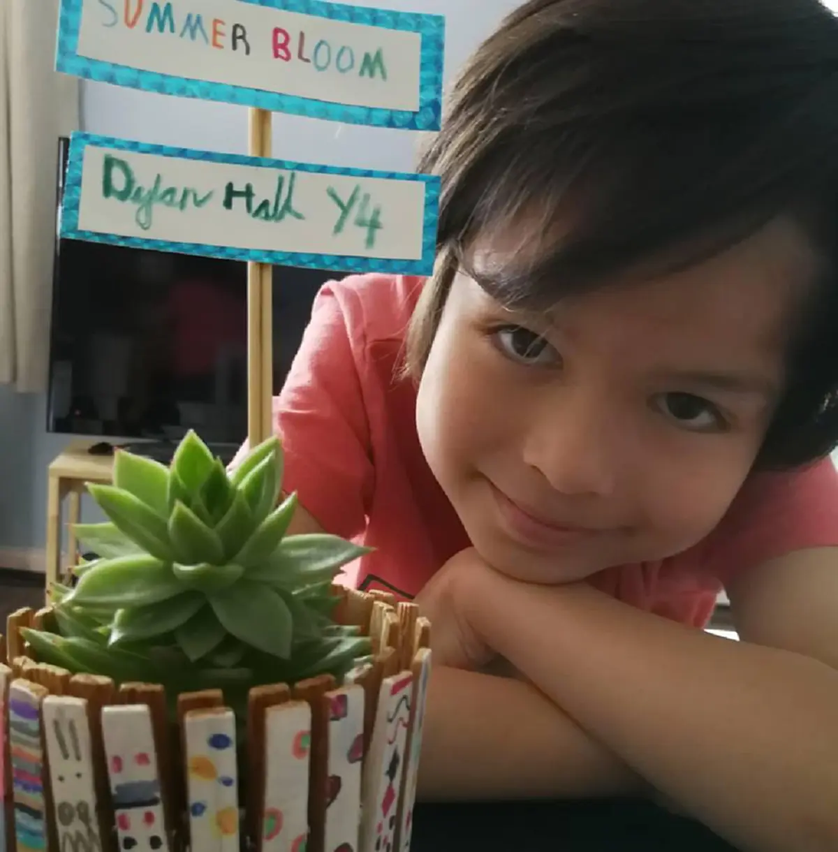 น้องดีแลนท์ ฮาร์ดคอร์ ก.ไก่ โตเป็นหนุ่มแล้ว หล่อขึ้นมาก