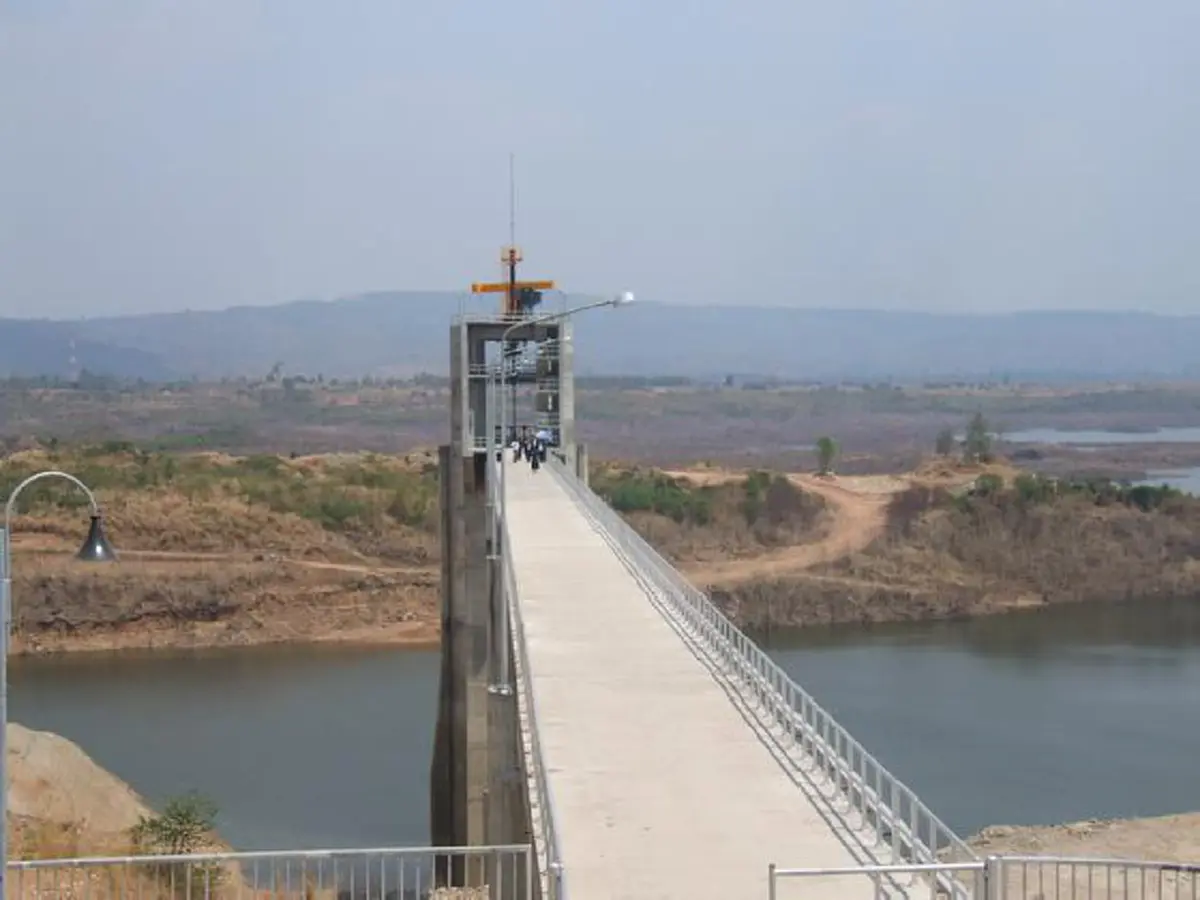 ระดับน้ำ "แควน้อย-แควใหญ่" สูงขึ้น! เมืองกาญจน์ตั้งศูนย์รับมือเฝ้าระวัง!