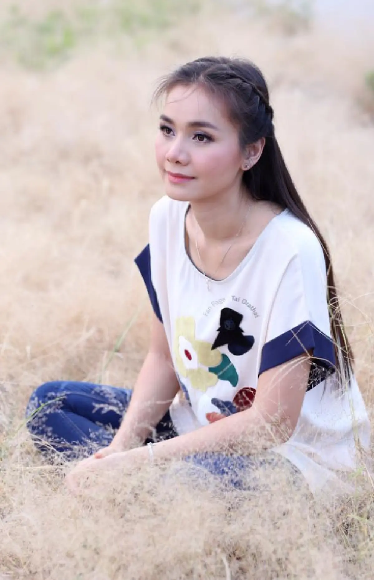 น้อยคนในประเทศที่จะรู้!!! ตะลึงตาค้าง! เผยเรทค่าจ้าง "8 นักร้องลูกทุ่งสาว" ที่กำลังมาแรงในตอนนี้ บอกเลย ไม่ใช่ขี้ๆ!!!