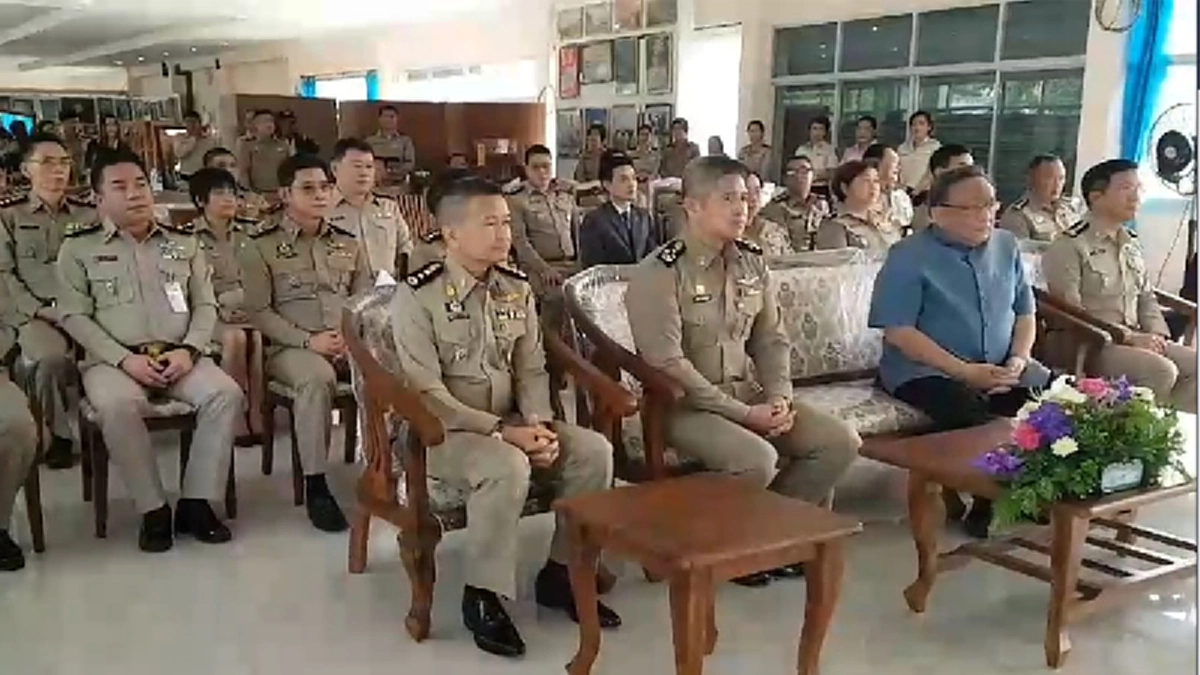 มูลนิธิอาสาเพื่อนพึ่ง (ภาฯ) มอบสิ่งของจำเป็นให้กับผู้ต้องขัง