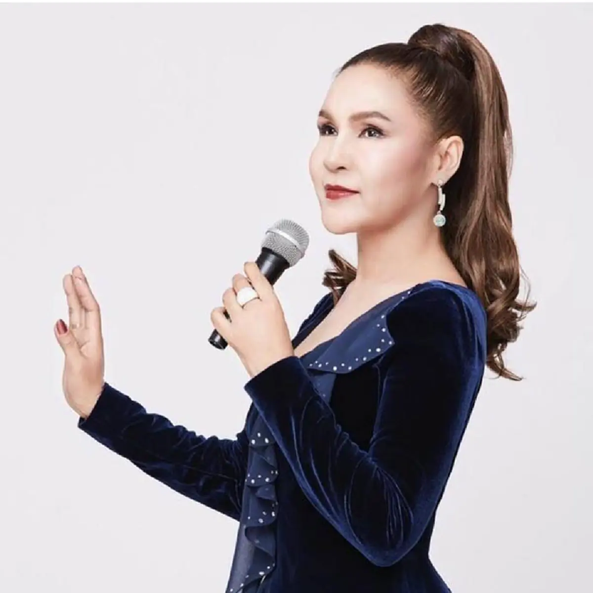 ศิริพร อำไพพงษ์ โพสต์นับเป็นเกียรติได้รับรางวัลคชจักร​