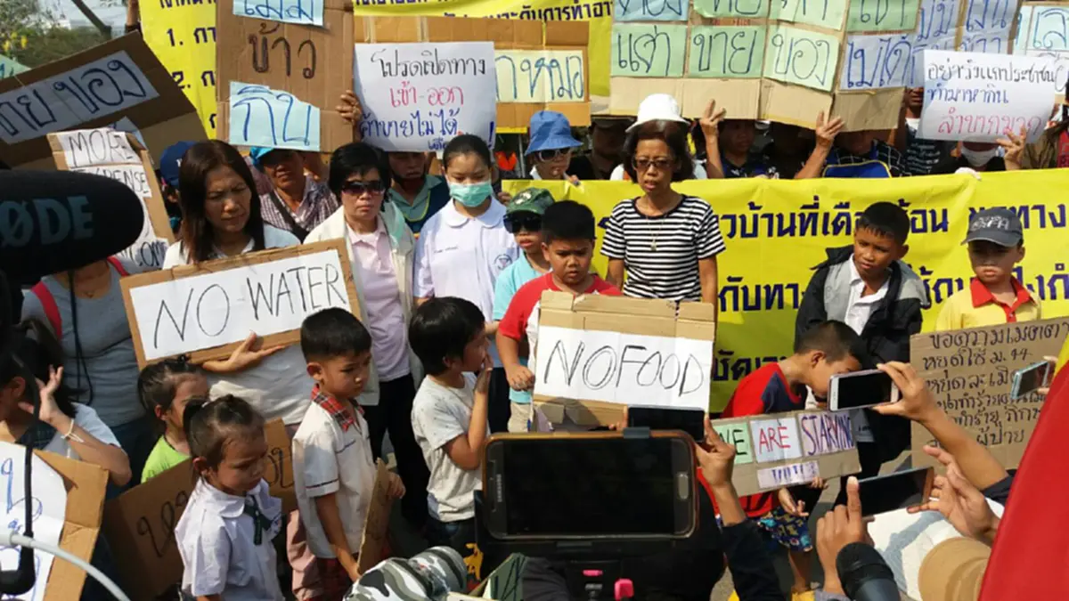 มีคนอยู่เบื้องหลังหรือไม่?? "ลัทธิอลัชชีธรรมกาย"นำเด็กอนุบาล..ไล่เจ้าหน้าที่กลับบ้านไปได้แล้ว-ถึงขั้นต้องใช้เด็กเป็นตัวประกันเลยทีเดียว??