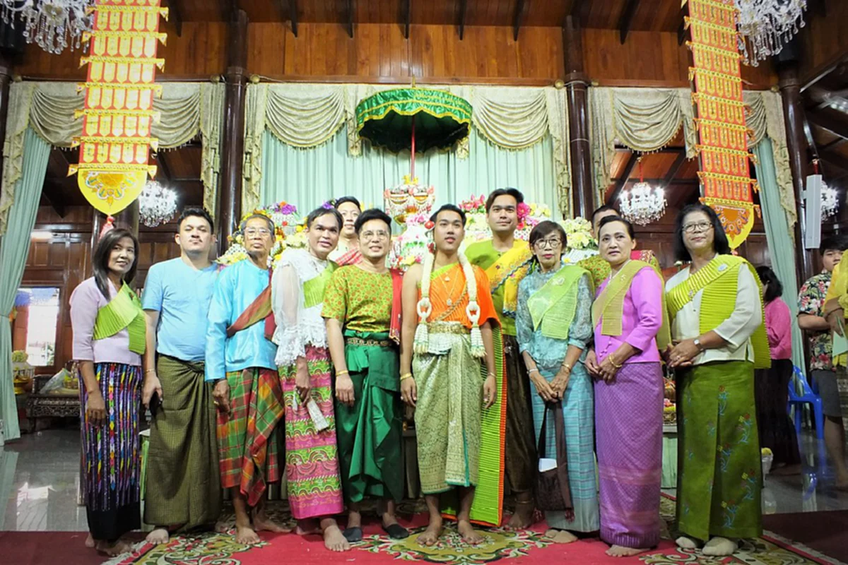 ประเพณีบวชนาคแบบชาวมอญพระประแดง