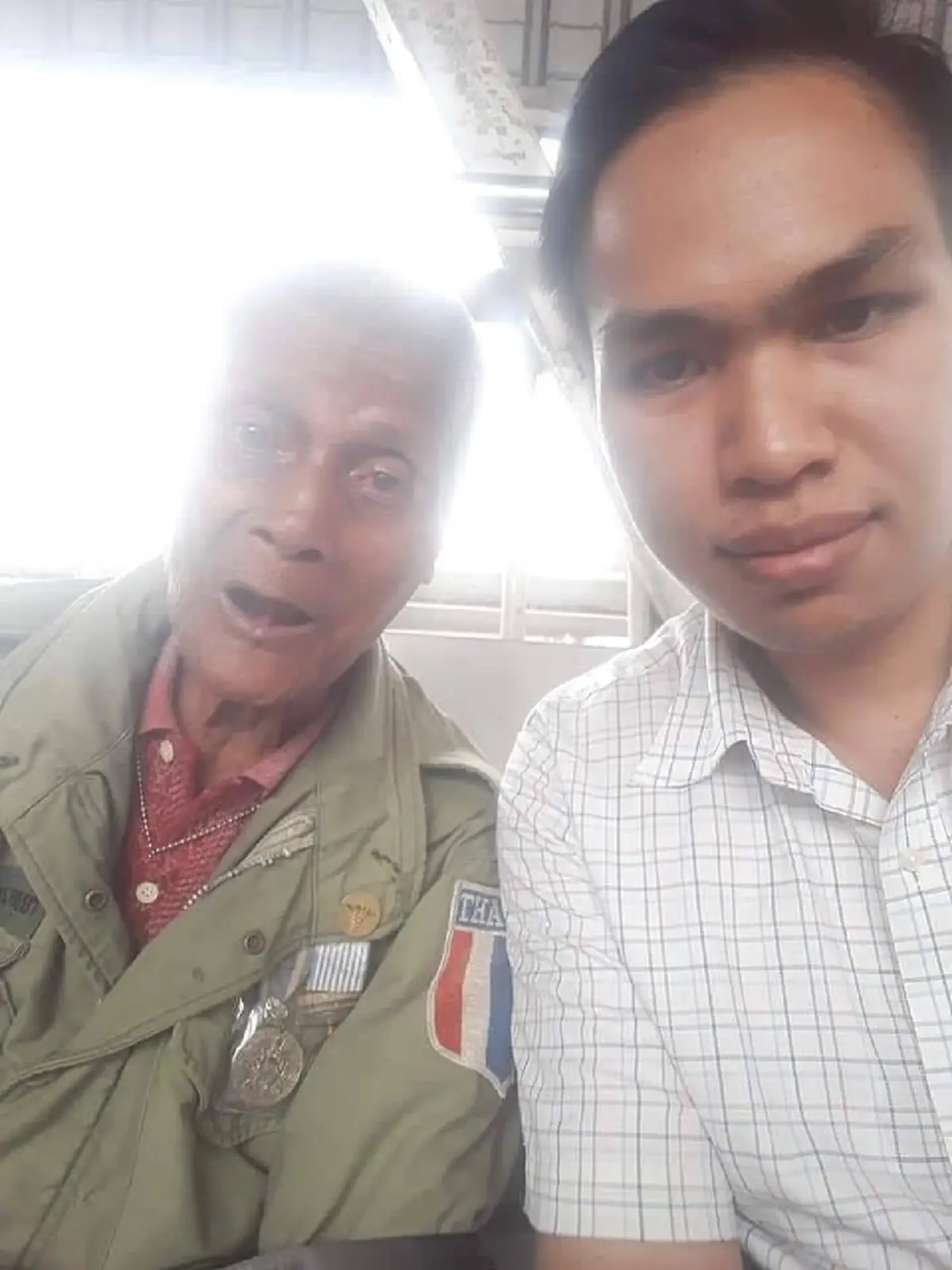 หลานปู่อรุณ เผยวิสัย อันกว้างไกล ไม่สนคำยกย่องเชิดชูเกียรติ ขายลอตเตอรี่เป็นงานอดิเรก