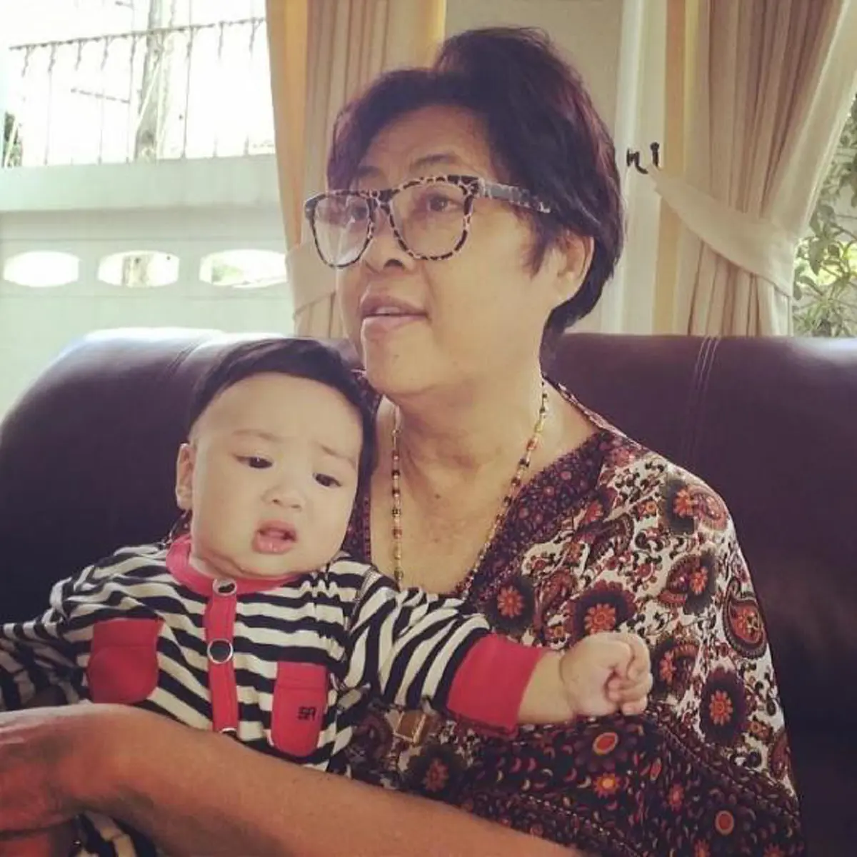 บุญคุณทดแทนไม่หมด "ตั๊ก บงกช" โพสต์ซึ้ง มีรถหรูคันแรกใช้ในชีวิต ด้วยหยาดเหงื่อของแม่