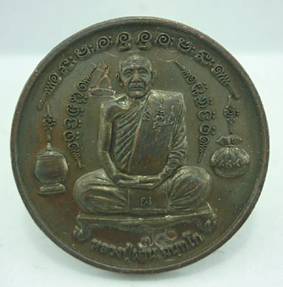 แม้ท่านจะมรณภาพอย่างกระทันหัน แต่!! หลวงปู่ผ่าน เกจิดังปราจีนบุรี ท่านไม่ธรรมดา"วิชานะหน้าทอง ลงหน้าผาก 7 มือ 3" มักเห็นผลกันถ้วนหน้า...