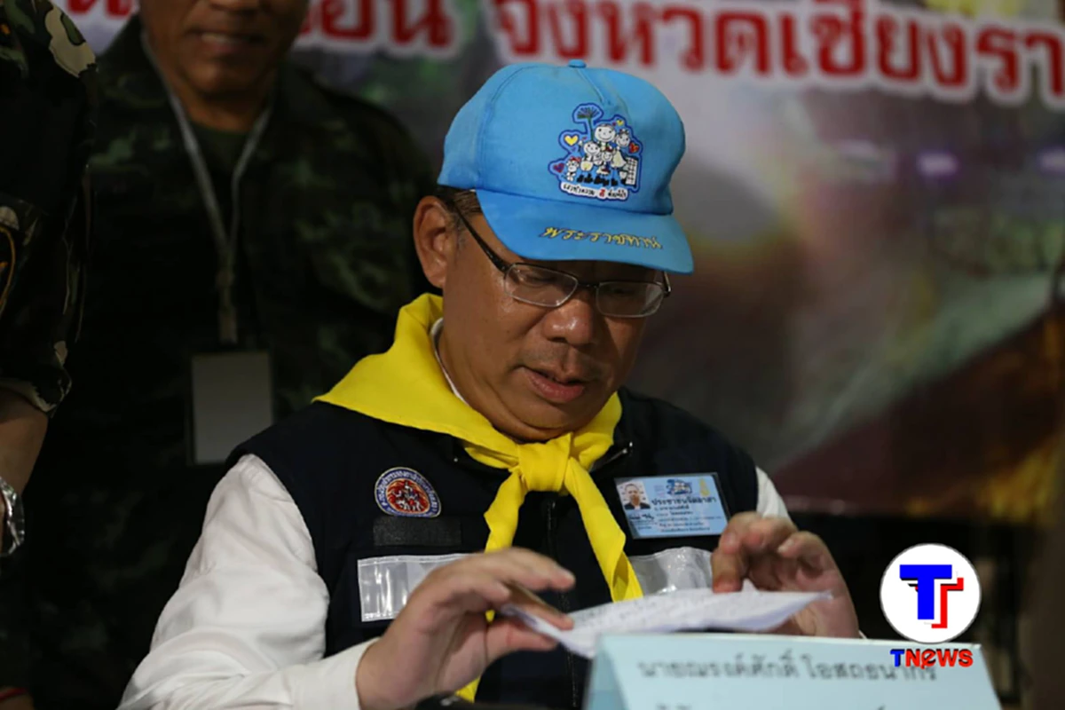 สุดยอดมากๆ !!! "หน่วยสนับสนุนต่างชาติ" ยกมือไหว้แบบไทย หลังเสร็จภารกิจ ...พร้อมเอ่ยคำไทยชัดเจน รู้สึกเต็มใจ  !!!! (มีคลิป)